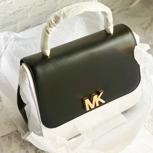New MICHAEL Michael Kors Mott Medium Crossbody Bag - Picture 2 of 8